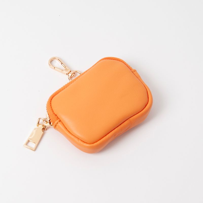 Mini-fodral med krok, orange – perfekt för AirPods, hörlurar eller kort