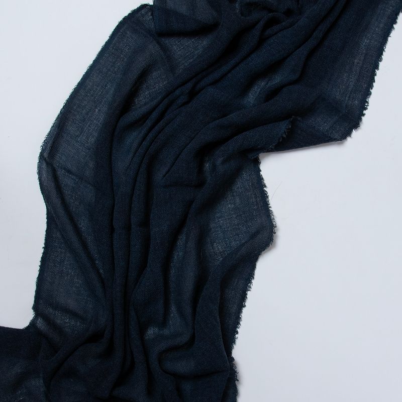 Ull/viskose vevet sjal - marine