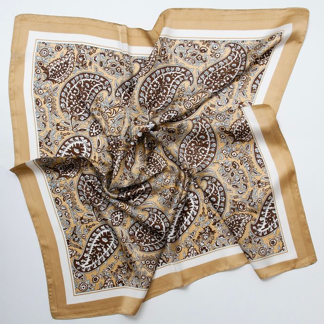 Huvudbild Liten scarf beige med paisleymönster