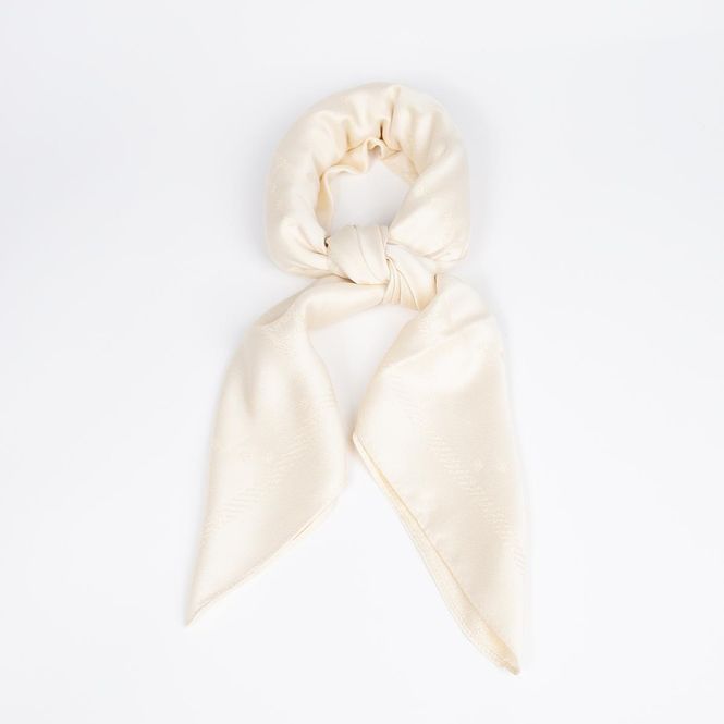 Huvudbild Enfärgad scarf med glittertråd – silk look ...