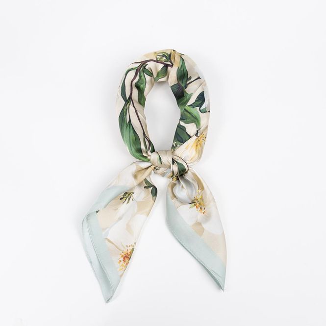 Hovedbilde Lite skjerf Soft Garden beige med grønne blader ...