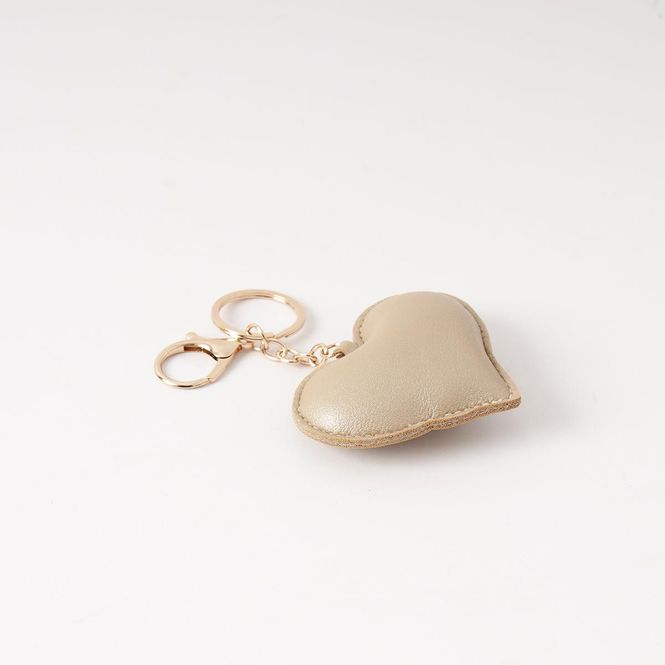 Huvudbild Väskadekoration med hjärta - beige